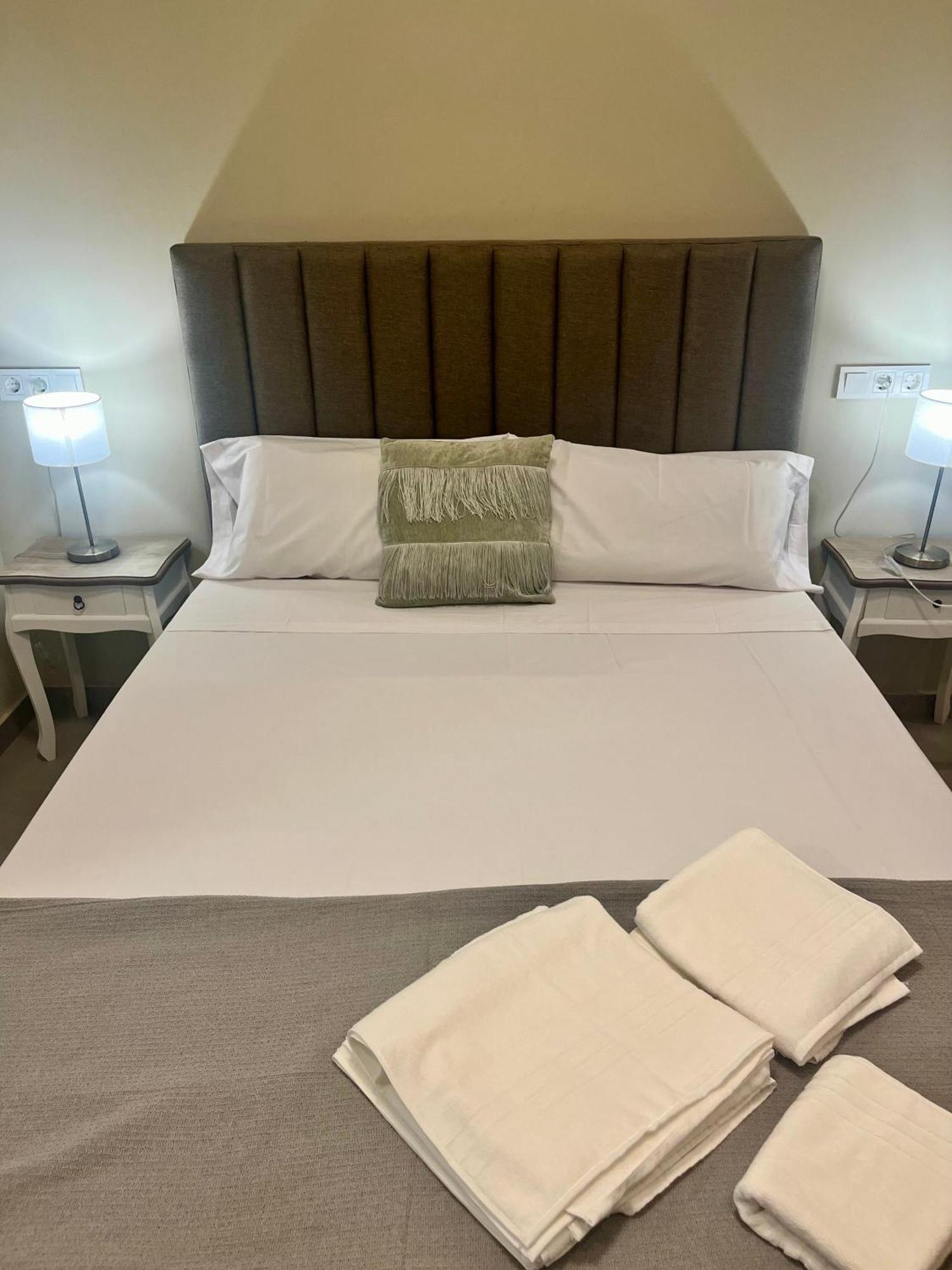 Vial Suites Gp Córdoba Kültér fotó
